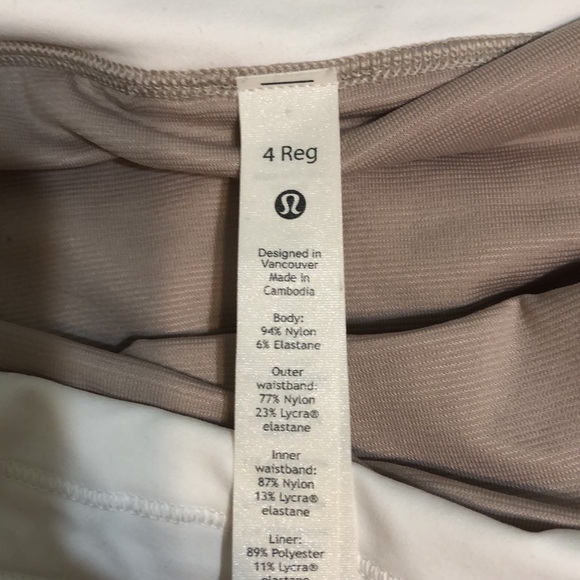 White Lulu Lemon - Picture 3 of 6